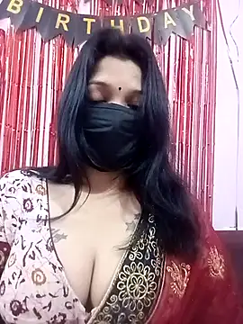 Snapshot of Beauty-khan chatting on 8, 2, 2025 Beauty-khan online show from 8, 2, 2025