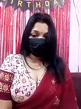 Snapshot of Beauty-khan chatting on 8, 2, 2025 Beauty-khan online show from 8, 2, 2025