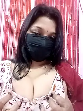 Snapshot of Beauty-khan chatting on 13, 2, 2025 Beauty-khan online show from 13, 2, 2025