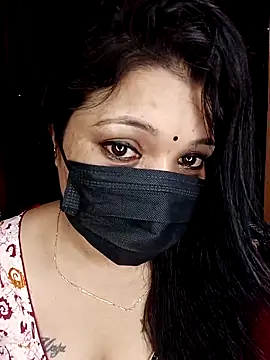 Snapshot of Beauty-khan chatting on 9, 9, 2025 Beauty-khan online show from 9, 9, 2025