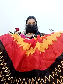 Snapshot of Beauty-khan chatting on 11, 11, 2025 Beauty-khan online show from 11, 11, 2025