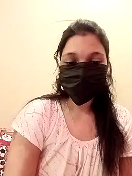 Snapshot of Beauty-khan chatting on 19, 11, 2025 Beauty-khan online show from 19, 11, 2025