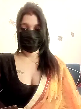 Snapshot of Beauty-khan chatting on 20, 12, 2025 Beauty-khan online show from 20, 12, 2025