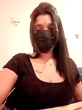 Snapshot of Beauty-khan chatting on 21, 12, 2025 Beauty-khan online show from 21, 12, 2025