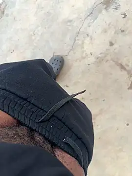 Snapshot of Black-mamba-madingo chatting on 8, 10, 2025 Black-mamba-madingo online show from 8, 10, 2025