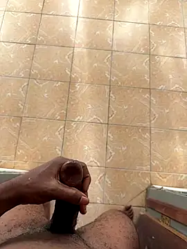 Snapshot of Black-mamba-madingo chatting on 14, 11, 2025 Black-mamba-madingo online show from 14, 11, 2025