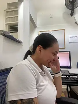 nurse desi sexlove online show from 18, 1, 2025