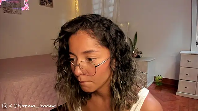 Norma-Jeaane online show from 21, 1, 2025