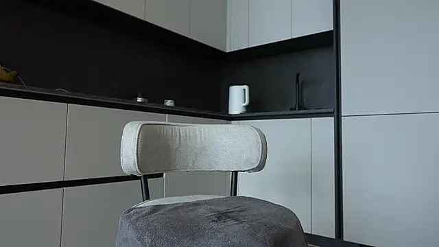 Snapshot of diffgirls2 chatting on 23, 2, 2025 diffgirls2 online show from 23, 2, 2025