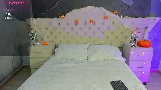 AmberGreyy  online show from 19, 10, 2025