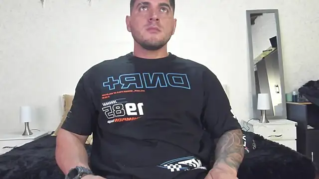 Snapshot of Teilor_Creed chatting on 12, 2, 2025 Teilor Creed online show from 12, 2, 2025