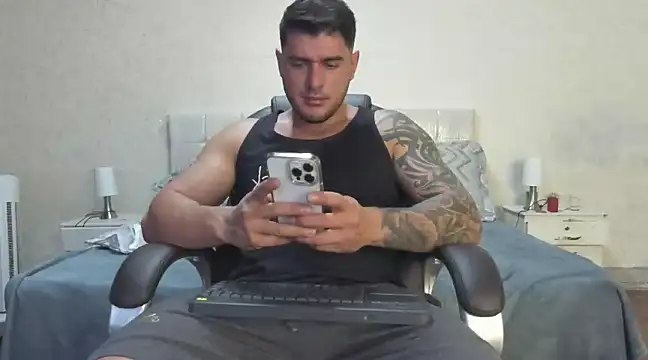 Snapshot of Teilor_Creed chatting on 4, 3, 2025 Teilor Creed online show from 4, 3, 2025