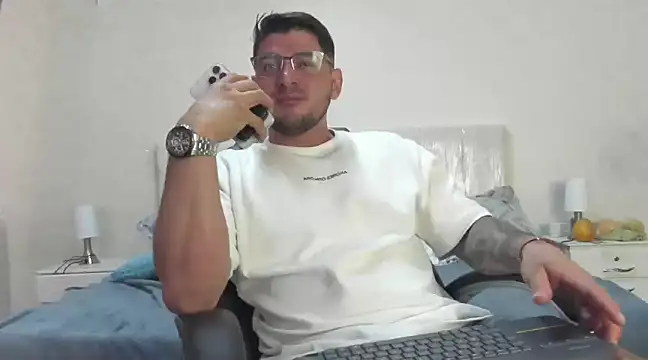 Snapshot of Teilor_Creed chatting on 5, 3, 2025 Teilor Creed online show from 5, 3, 2025