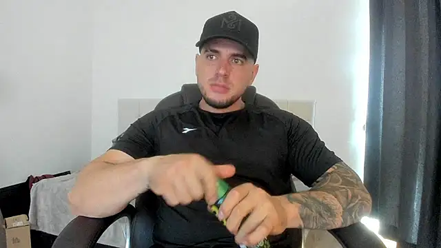 Snapshot of Teilor_Creed chatting on 18, 10, 2025 Teilor Creed online show from 18, 10, 2025