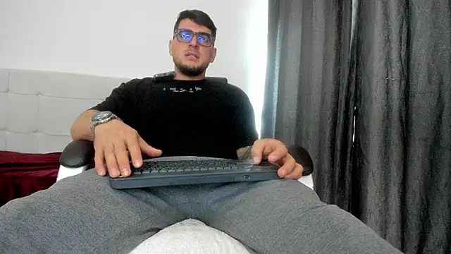 Snapshot of Teilor_Creed chatting on 1, 11, 2025 Teilor Creed online show from 1, 11, 2025