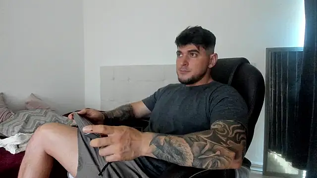 Snapshot of Teilor_Creed chatting on 8, 11, 2025 Teilor Creed online show from 8, 11, 2025