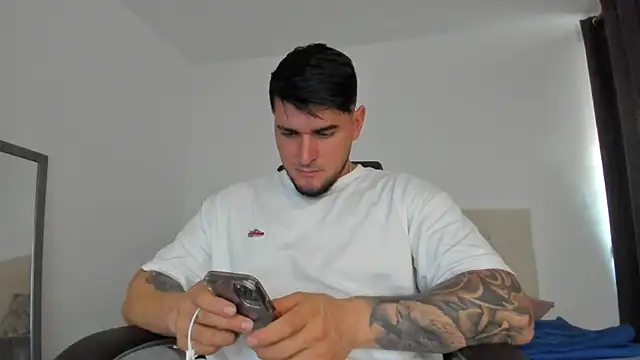 Snapshot of Teilor_Creed chatting on 30, 11, 2025 Teilor Creed online show from 30, 11, 2025