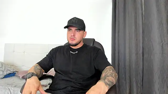 Snapshot of Teilor_Creed chatting on 1, 12, 2025 Teilor Creed online show from 1, 12, 2025