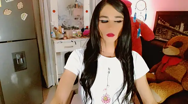 Snapshot of AngelicaDark chatting on 2, 2, 2025 AngelicaDark online show from 2, 2, 2025