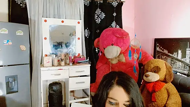 Snapshot of AngelicaDark chatting on 6, 3, 2025 AngelicaDark online show from 6, 3, 2025