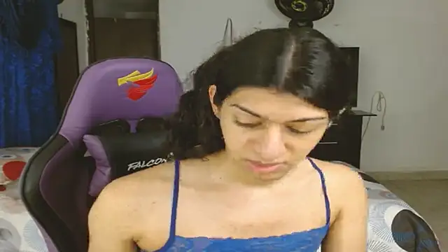 engielphoenis14 online show from 14, 3, 2025