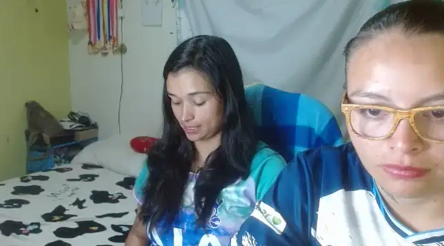 Snapshot of clayre_and_jill chatting on 18, 2, 2025 clayre and jill online show from 18, 2, 2025