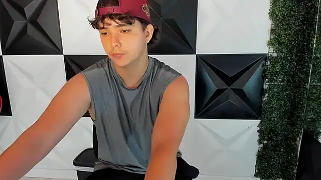 Snapshot of Dani_cumboy chatting on 24, 10, 2025 Dani cumboy online show from 24, 10, 2025