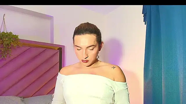 TomLondon  online show from 28, 10, 2025