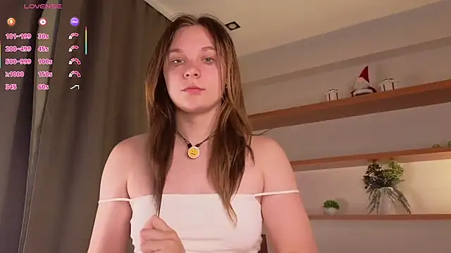 Snapshot of NaokoStifel chatting on 24, 9, 2025 NaokoStifel online show from 24, 9, 2025