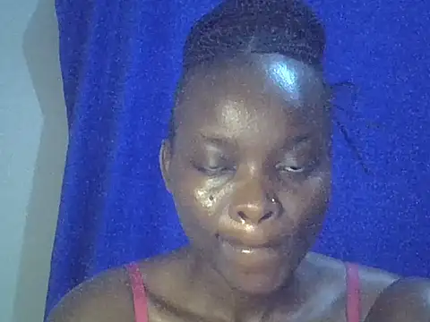 Snapshot of sweet_love00 chatting on 7, 11, 2025 sweet love00 online show from 7, 11, 2025