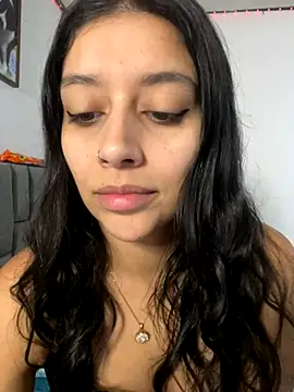 Snapshot of BrittanyDiaz chatting on 11, 9, 2025 BrittanyDiaz online show from 11, 9, 2025