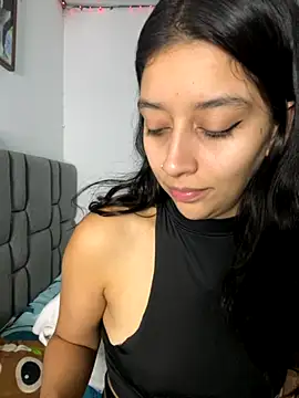 Snapshot of BrittanyDiaz chatting on 13, 9, 2025 BrittanyDiaz online show from 13, 9, 2025