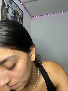 Snapshot of BrittanyDiaz chatting on 4, 10, 2025 BrittanyDiaz online show from 4, 10, 2025