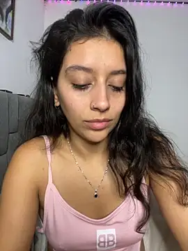 Snapshot of BrittanyDiaz chatting on 6, 10, 2025 BrittanyDiaz online show from 6, 10, 2025