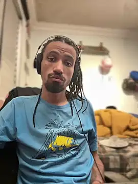 Snapshot of hotcamboy420 chatting on 11, 12, 2024 hotcamboy420 online show from 11, 12, 2024