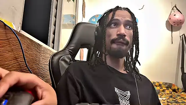 Snapshot of hotcamboy420 chatting on 8, 2, 2025 hotcamboy420 online show from 8, 2, 2025