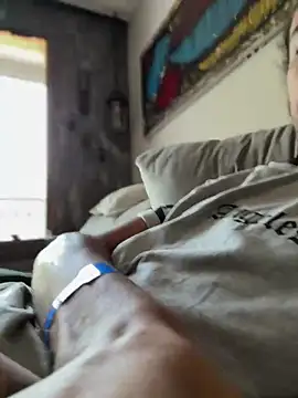 Snapshot of hotcamboy420 chatting on 6, 3, 2025 hotcamboy420 online show from 6, 3, 2025