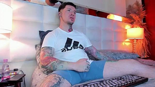 Adam tatto online show from 3, 11, 2025