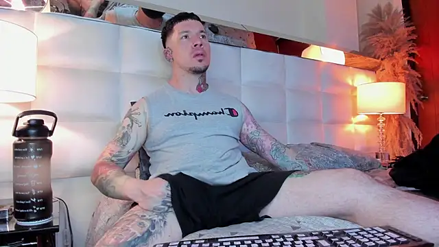 Adam tatto online show from 6, 11, 2025