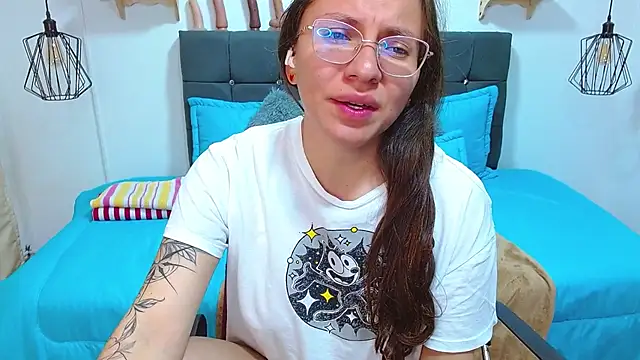 karlamorris  online show from 16, 11, 2025