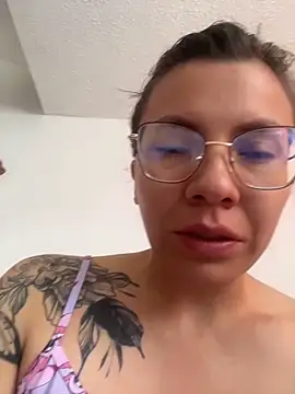 karlamorris  online show from 3, 5, 2026