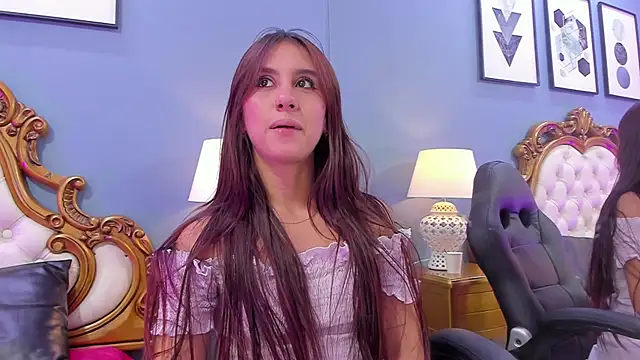 AlanaJones1 online show from 14, 2, 2025