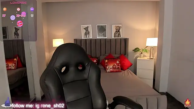 Snapshot of renee_shelby_ chatting on 18, 12, 2024 renee shelby online show from 18, 12, 2024