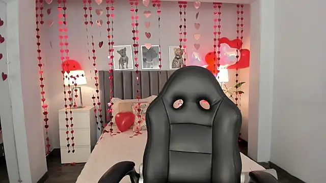 Snapshot of renee_shelby_ chatting on 13, 2, 2025 renee shelby online show from 13, 2, 2025