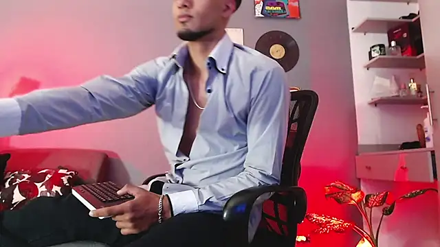 Snapshot of MagnusFrost chatting on 16, 1, 2025 MagnusFrost online show from 16, 1, 2025