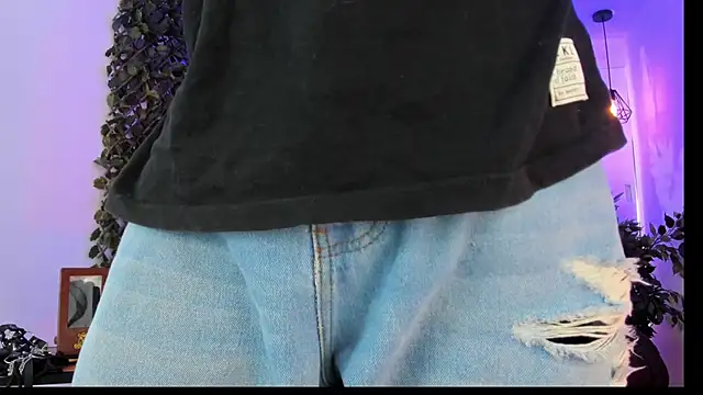 Snapshot of MagnusFrost chatting on 24, 1, 2025 MagnusFrost online show from 24, 1, 2025