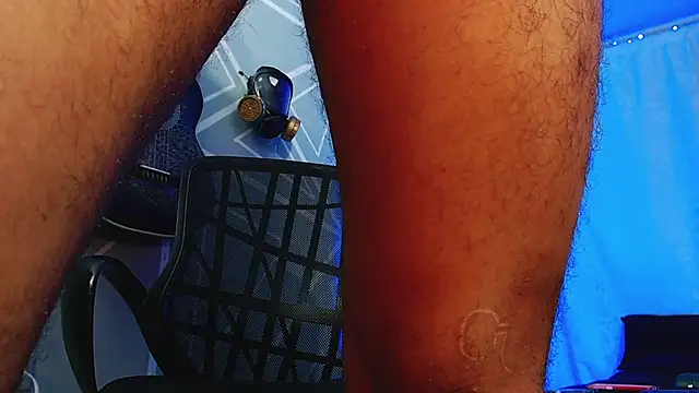 Snapshot of MagnusFrost chatting on 18, 2, 2025 MagnusFrost online show from 18, 2, 2025