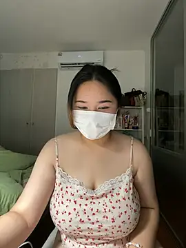 Snapshot of iamMalixxx chatting on 14, 12, 2024 iamMalixxx online show from 14, 12, 2024