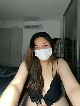 Snapshot of iamMalixxx chatting on 15, 12, 2024 iamMalixxx online show from 15, 12, 2024
