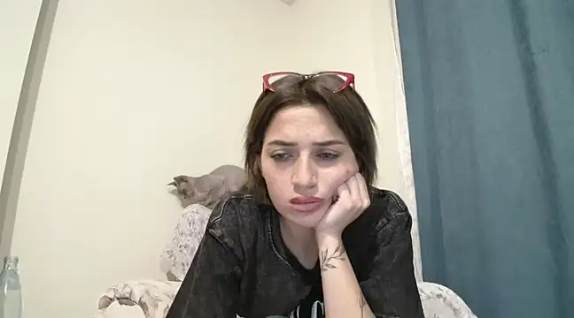 Snapshot of yaprakmericc chatting on 14, 1, 2025 yaprakmericc online show from 14, 1, 2025